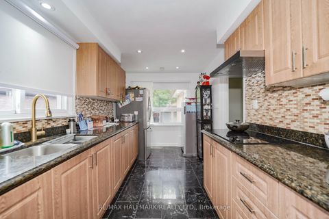 Photo 23 at 16 Araman Drive, Sullivan, Toronto