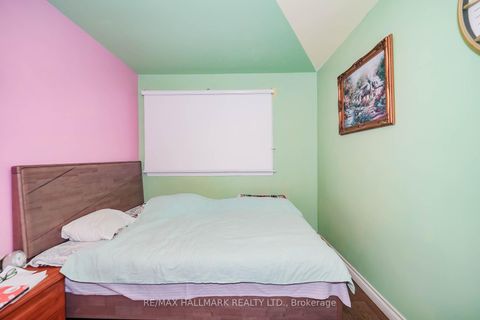 Photo 31 at 16 Araman Drive, Sullivan, Toronto