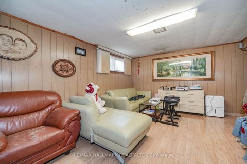 Photo 35 at 16 Araman Drive, Sullivan, Toronto