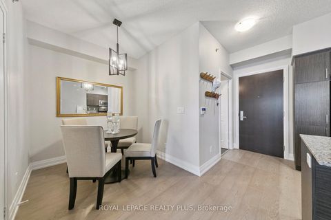 Photo 10 at 406 - 65 Speers Road, QE Queen Elizabeth, Oakville