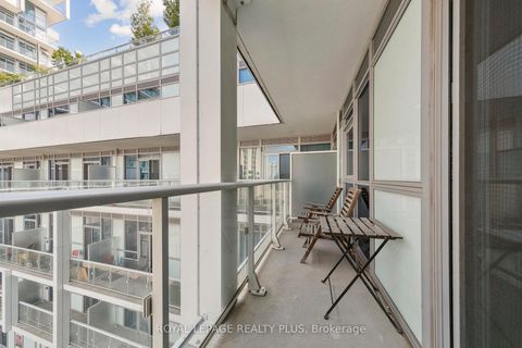 Photo 22 at 406 - 65 Speers Road, QE Queen Elizabeth, Oakville