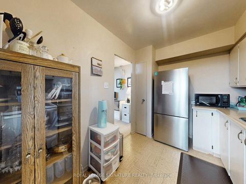 Photo 17 at 1204 - 1350 York Mills Road, Donalda, Toronto