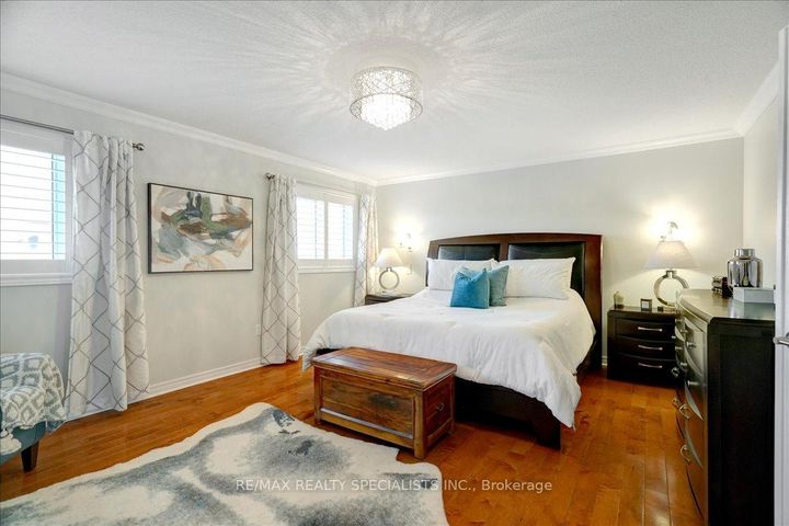 Photo 8 at 104 Earlsbridge Boulevard, Fletcher's Meadow, Brampton