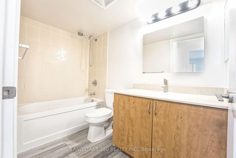 Photo 19 at 920 - 376 Highway 7 Avenue E, Doncrest, Richmond Hill