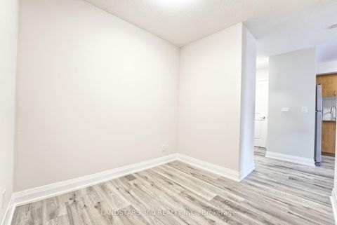 Photo 22 at 920 - 376 Highway 7 Avenue E, Doncrest, Richmond Hill