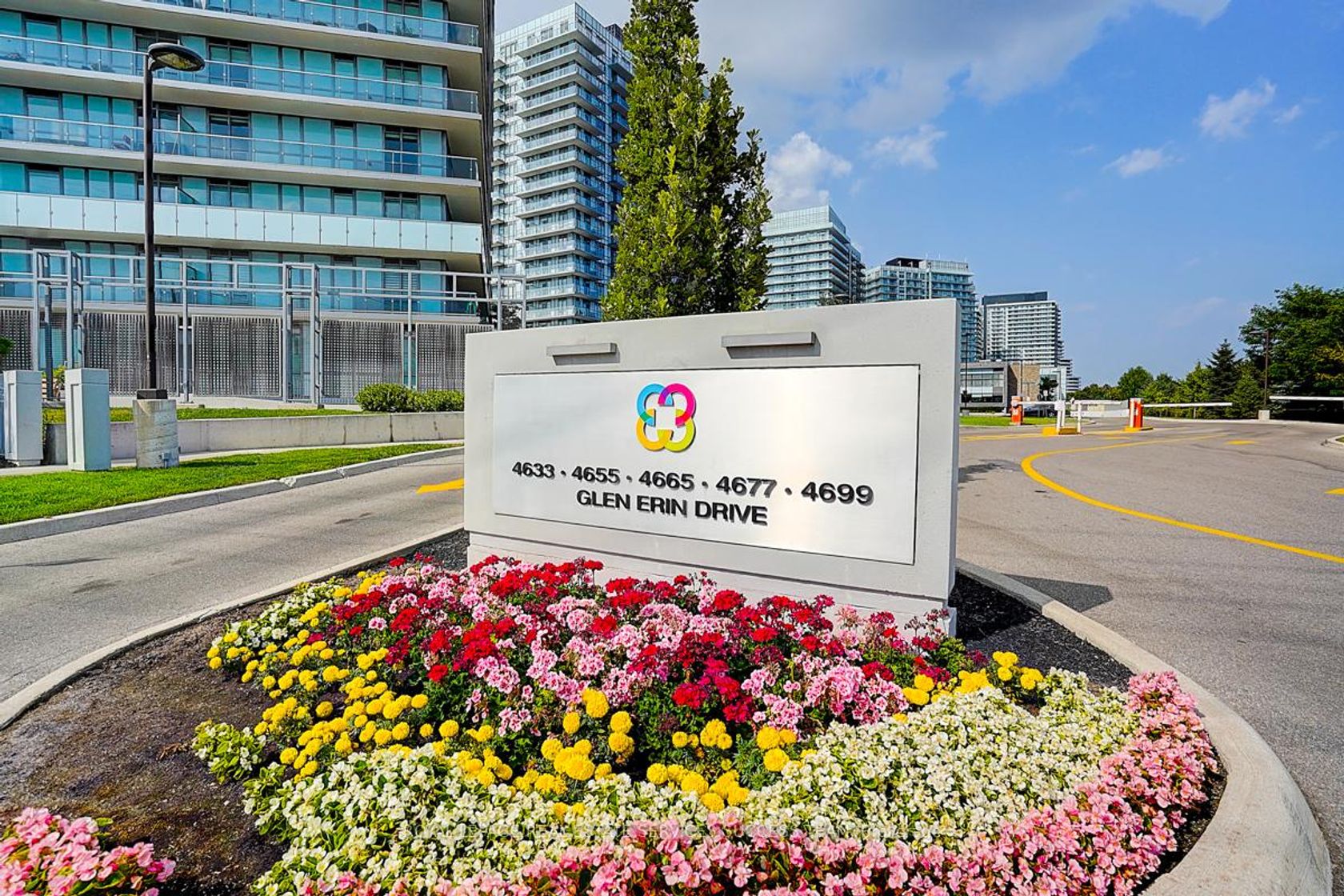 1109 - 4633 Glen Erin Drive, Central Erin Mills, Mississauga 