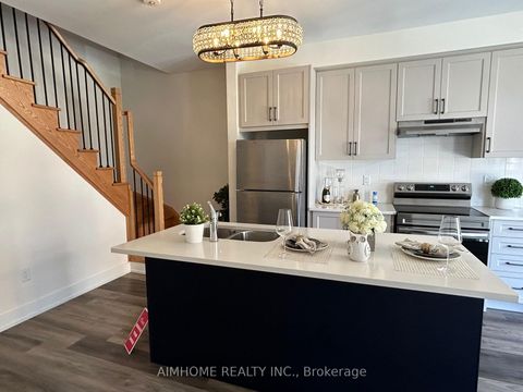 Photo 9 at 2 - 7 Phelps Lane, Oak Ridges, Richmond Hill