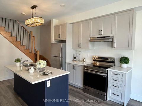 Photo 11 at 2 - 7 Phelps Lane, Oak Ridges, Richmond Hill