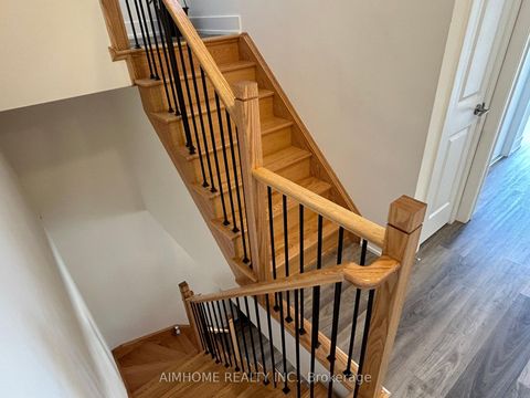 Photo 20 at 2 - 7 Phelps Lane, Oak Ridges, Richmond Hill