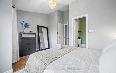 Photo 20 at 73 Piggott Mews, Weston, Toronto