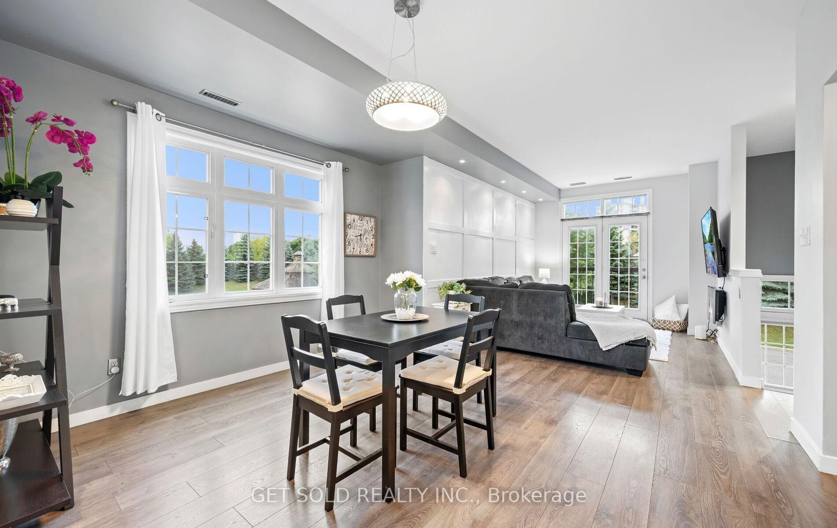 73 Piggott Mews, Weston, Toronto 
