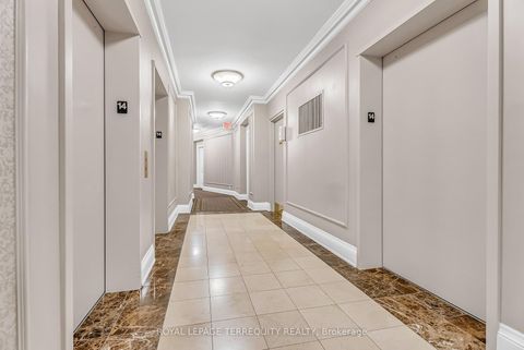 Photo 3 at 1409 - 9225 Jane Street, Maple, Vaughan