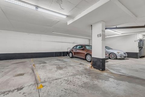 Photo 35 at 1409 - 9225 Jane Street, Maple, Vaughan