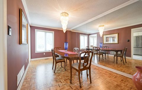 Photo 9 at 25 Grampian Avenue, Maple, Vaughan