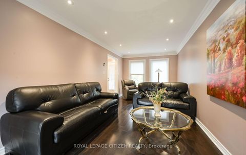 Photo 21 at 25 Grampian Avenue, Maple, Vaughan
