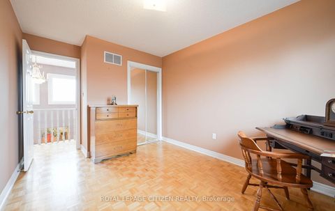 Photo 33 at 25 Grampian Avenue, Maple, Vaughan