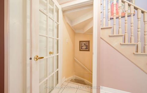 Photo 38 at 25 Grampian Avenue, Maple, Vaughan