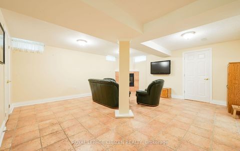Photo 40 at 25 Grampian Avenue, Maple, Vaughan