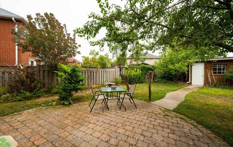 Photo 46 at 25 Grampian Avenue, Maple, Vaughan