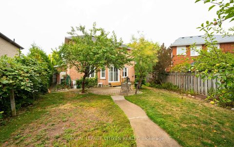 Photo 49 at 25 Grampian Avenue, Maple, Vaughan