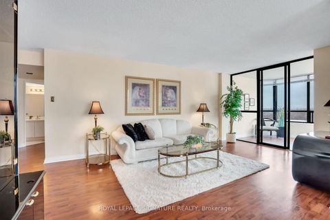 Photo 3 at 903 - 7440 Bathurst Street, Brownridge, Vaughan