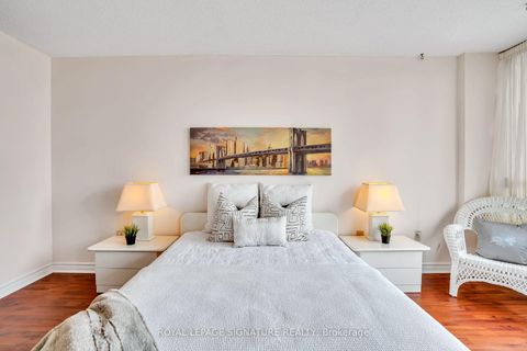 Photo 20 at 903 - 7440 Bathurst Street, Brownridge, Vaughan