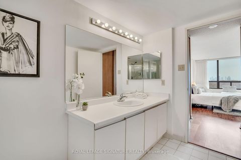 Photo 24 at 903 - 7440 Bathurst Street, Brownridge, Vaughan