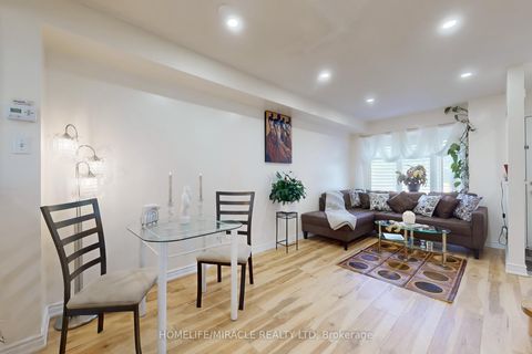Photo 4 at 8 - 57 Hedge End Road, Rouge E11, Toronto