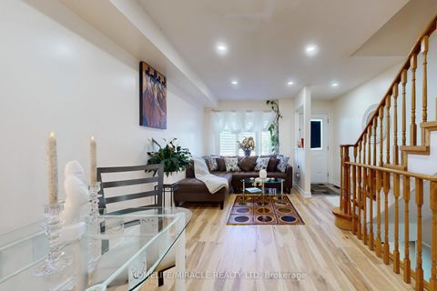 Photo 5 at 8 - 57 Hedge End Road, Rouge E11, Toronto