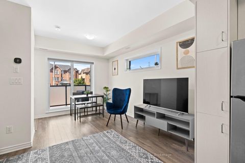Photo 4 at 522 - 2791 Eglinton Avenue E, Eglinton East, Toronto