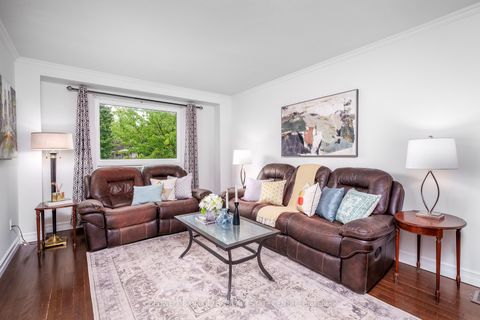 Photo 4 at 746 Elgin Street, Leslie Valley, Newmarket