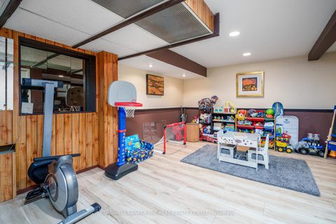 Photo 14 at 746 Elgin Street, Leslie Valley, Newmarket