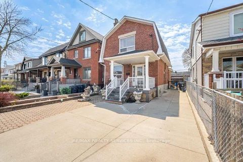 Photo 2 at 444 Maybank Avenue, Junction Area, Toronto Photo 2 at 444 Maybank Avenue, Junction Area, Toronto