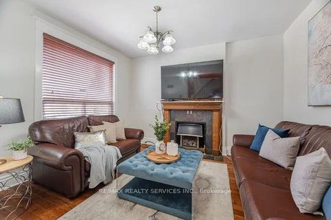 Photo 6 at 444 Maybank Avenue, Junction Area, Toronto Photo 6 at 444 Maybank Avenue, Junction Area, Toronto