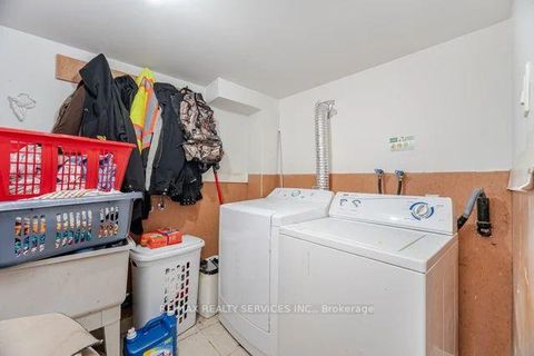 Photo 34 at 444 Maybank Avenue, Junction Area, Toronto