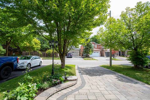 Photo 5 at 50 Sunridge Street, Oak Ridges, Richmond Hill