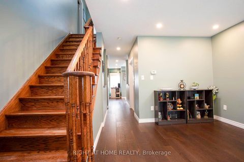 Photo 9 at 50 Sunridge Street, Oak Ridges, Richmond Hill