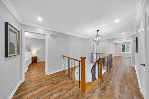 Photo 15 at 71 Nightstar Drive, Observatory, Richmond Hill