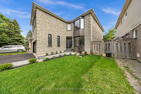 Photo 39 at 71 Nightstar Drive, Observatory, Richmond Hill