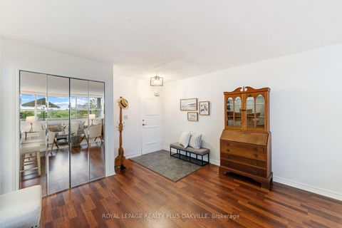 Photo 3 at 508 - 2263 Marine Drive, BR Bronte, Oakville