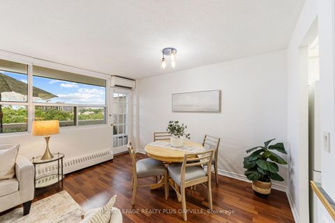 Photo 7 at 508 - 2263 Marine Drive, BR Bronte, Oakville