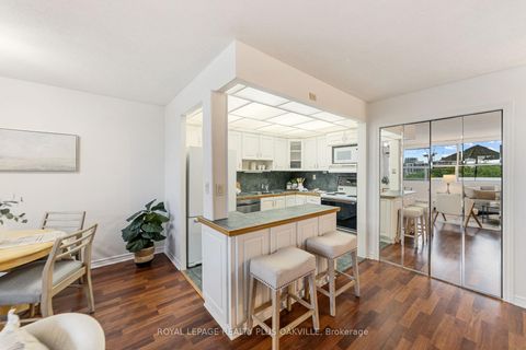 Photo 12 at 508 - 2263 Marine Drive, BR Bronte, Oakville