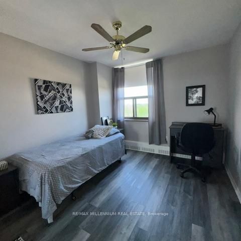 Photo 13 at #910 - 90 Ling Road, West Hill, Toronto