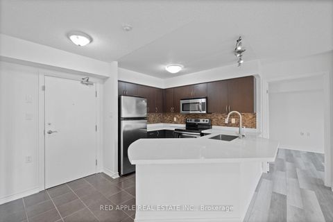 Photo 7 at 213 - 872 Sheppard Avenue W, Bathurst Manor, Toronto