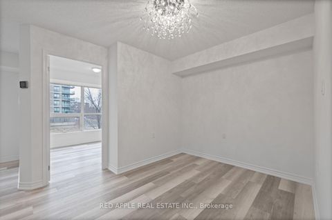 Photo 17 at 213 - 872 Sheppard Avenue W, Bathurst Manor, Toronto