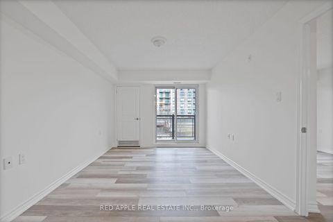 Photo 23 at 213 - 872 Sheppard Avenue W, Bathurst Manor, Toronto