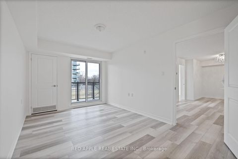 Photo 24 at 213 - 872 Sheppard Avenue W, Bathurst Manor, Toronto