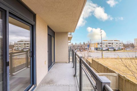 Photo 31 at 213 - 872 Sheppard Avenue W, Bathurst Manor, Toronto