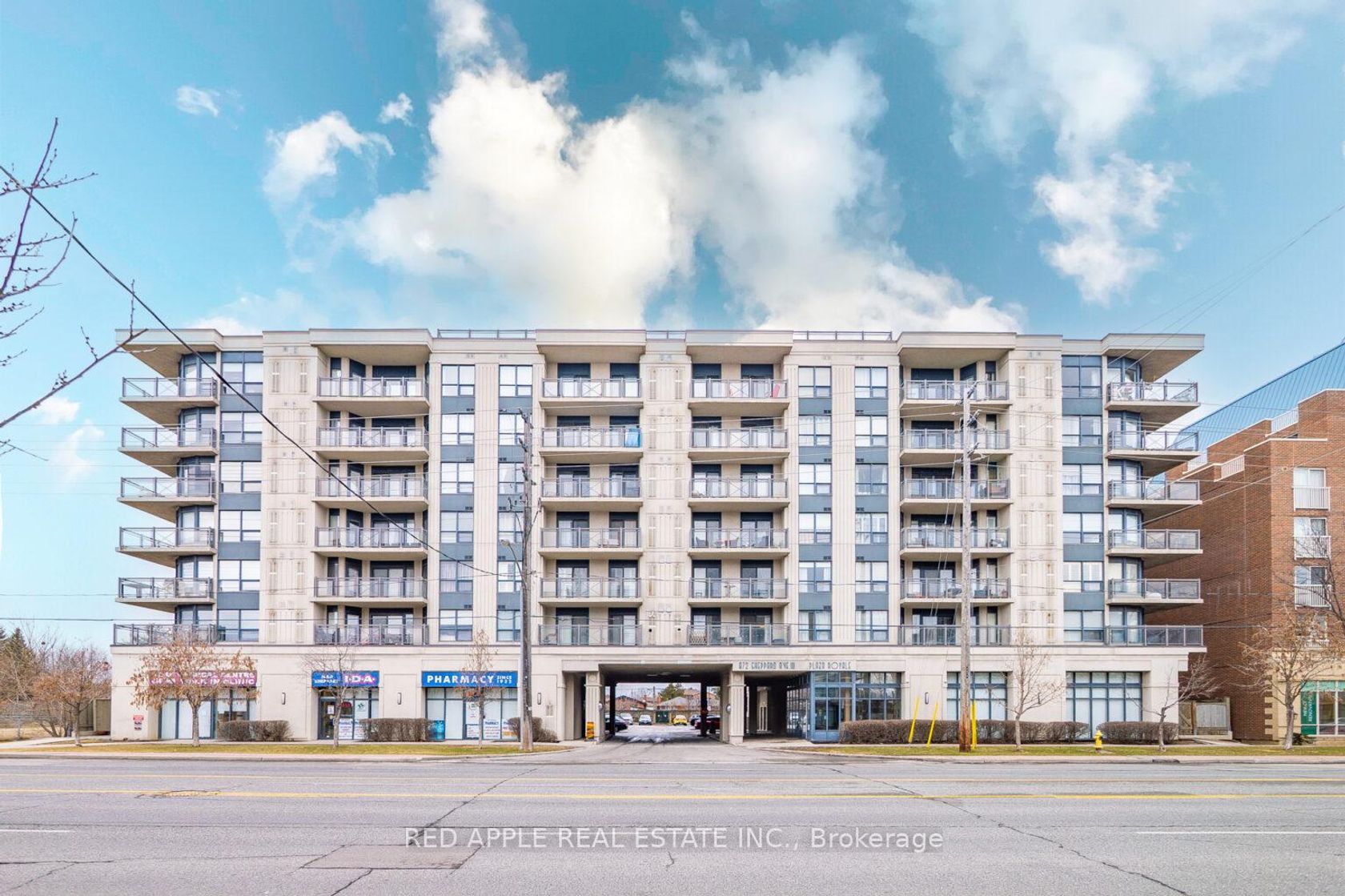 213 - 872 Sheppard Avenue W, Bathurst Manor, Toronto 