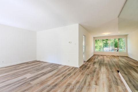 Photo 5 at 18 Greengate Road, Don Mills, Toronto